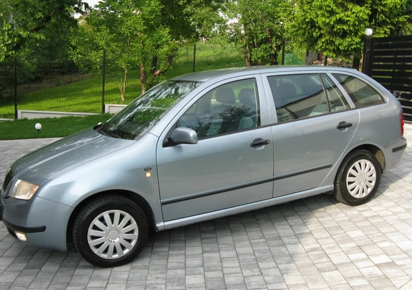 Skoda Fabia cena 8700 przebieg: 162000, rok produkcji 2001 z Stoczek Łukowski małe 596